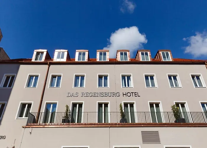Отель Hotel Das Regensburg